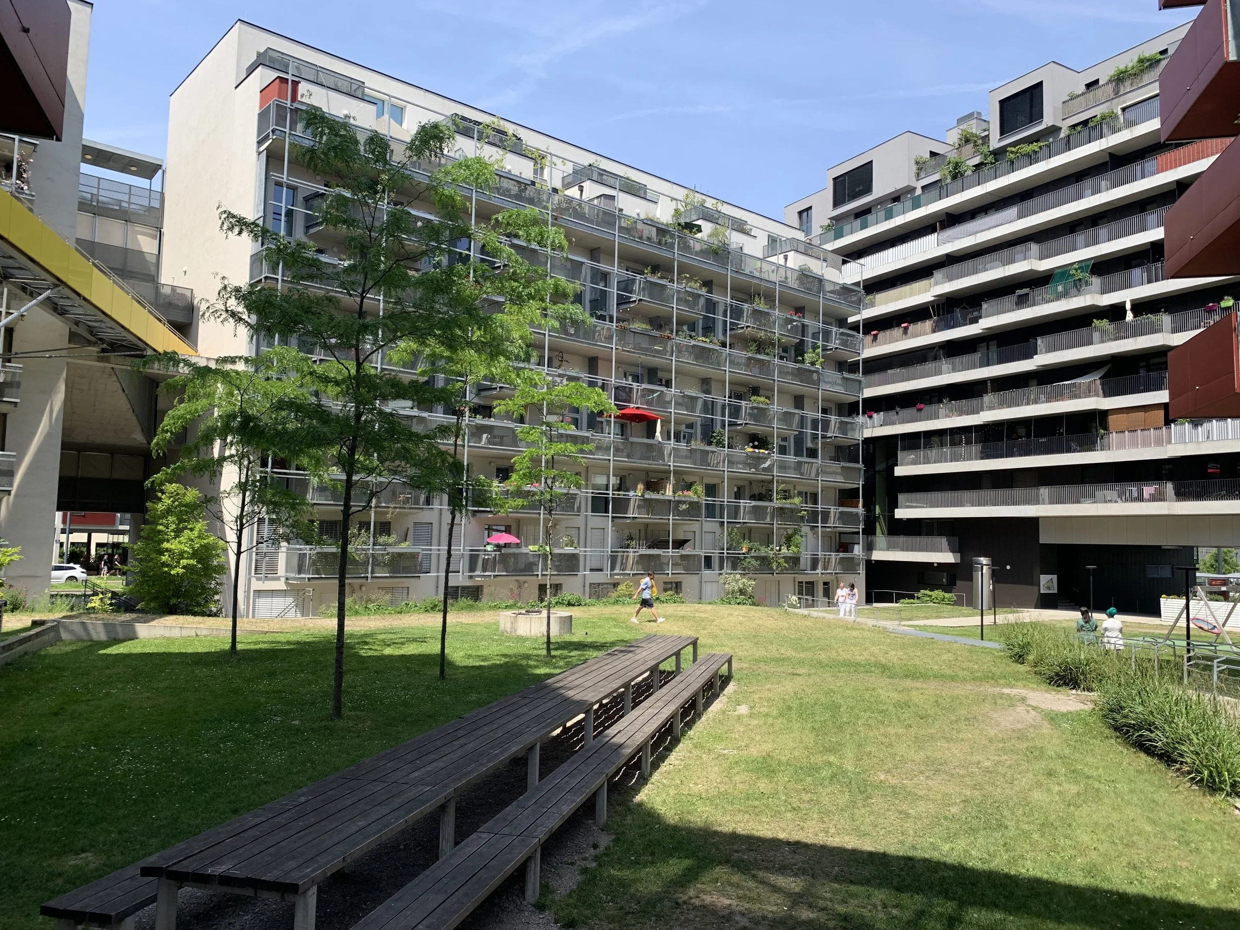 Vienna social housing courtyard